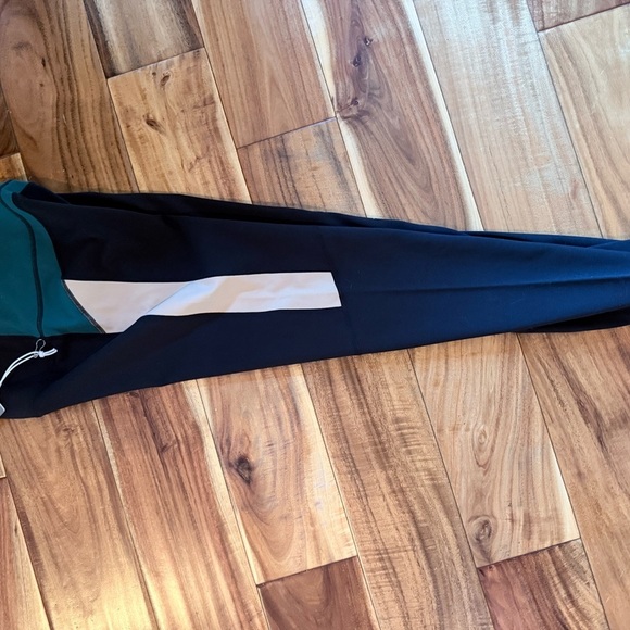 Z Supply Active Power Color Block 7/8 Legging Black/Teal Workout Gym Wear - Picture 3 of 6